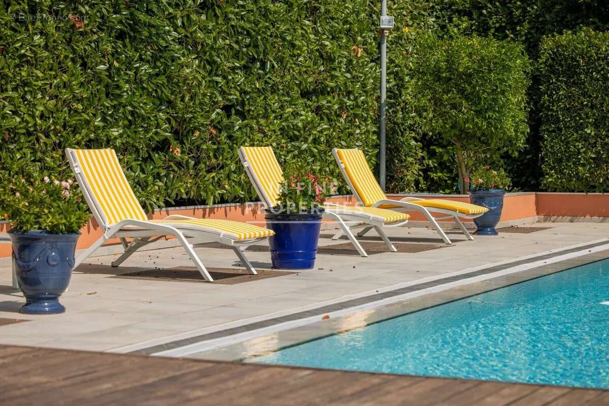 Mougins - villa de plain-pied- 4 chambres - photo 3