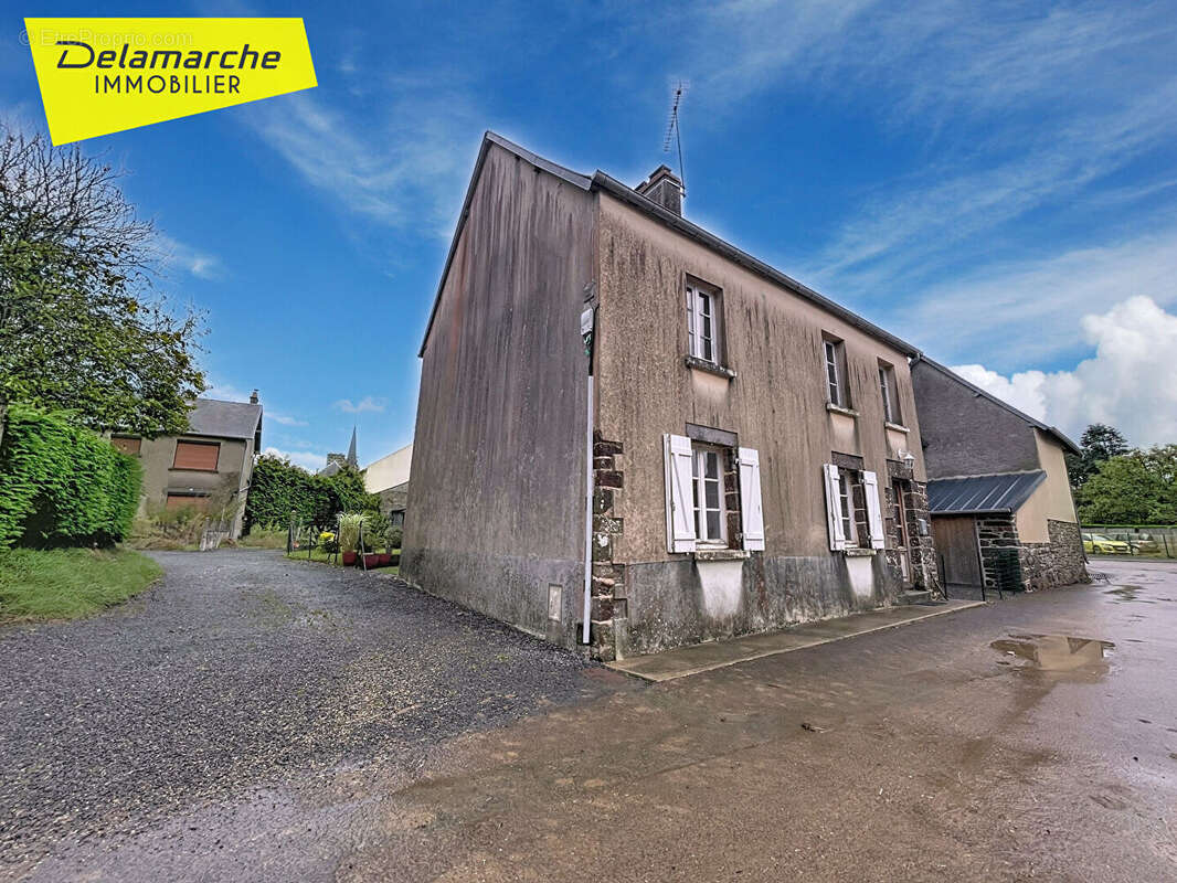 Maison à NOTRE-DAME-DE-CENILLY