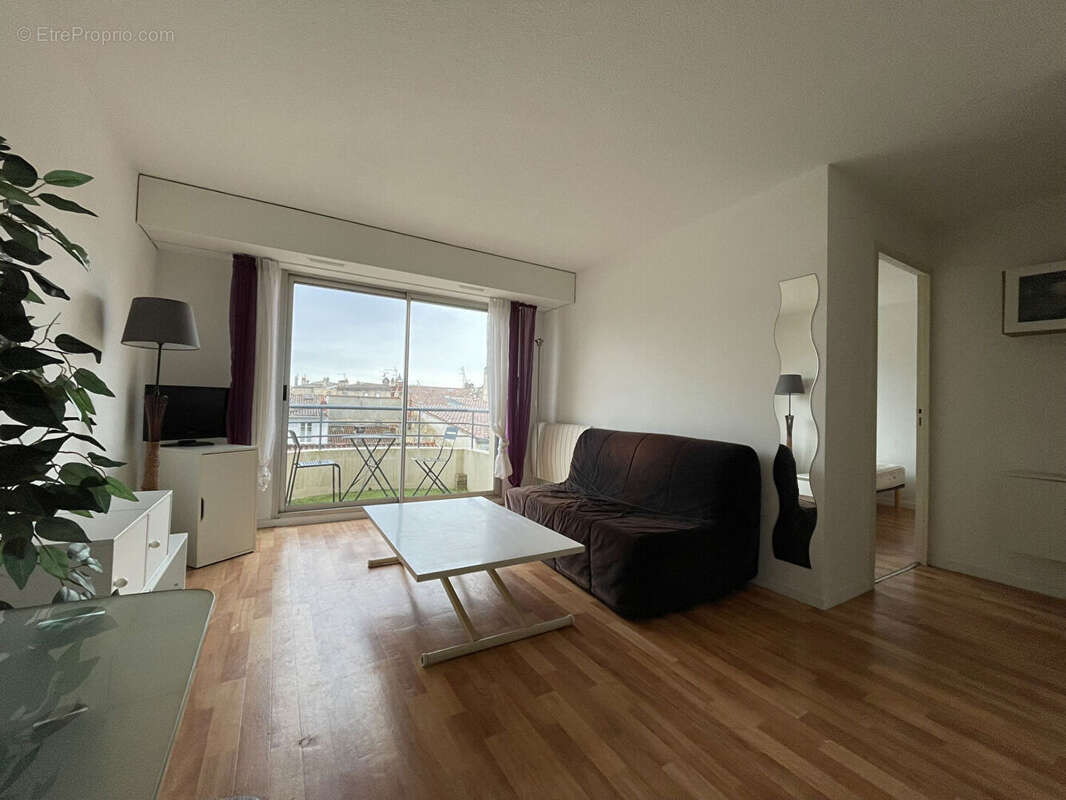 Appartement à BORDEAUX