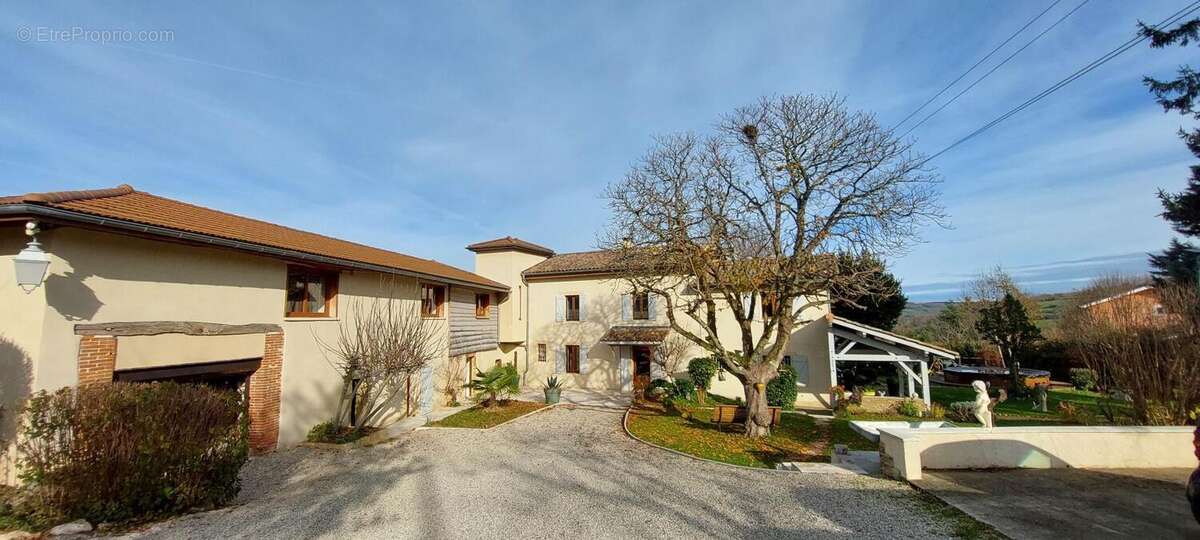 Maison à COUR-ET-BUIS