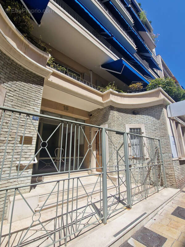 T2 Toulon Haute-ville - photo 2