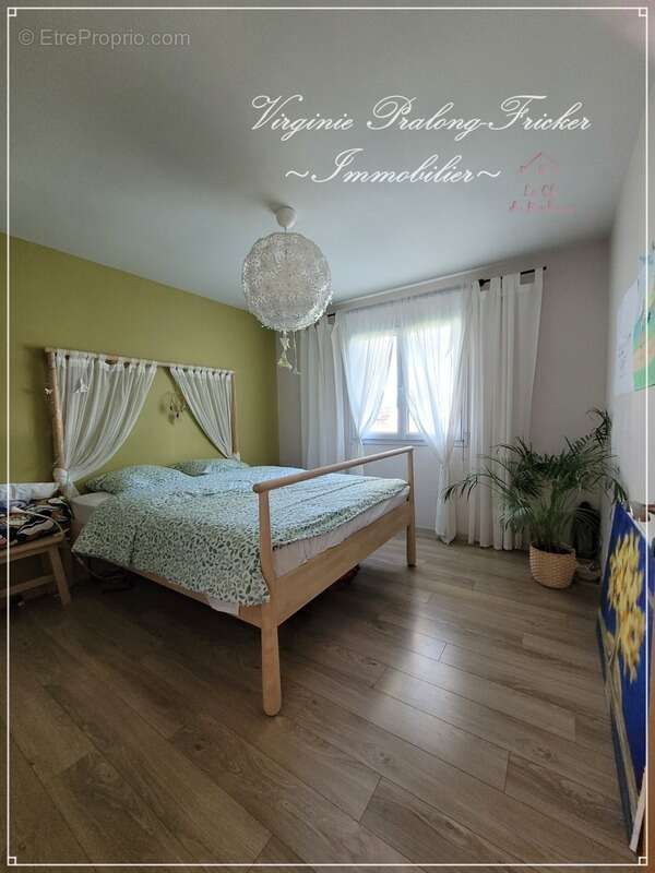 Maison à BLANQUEFORT