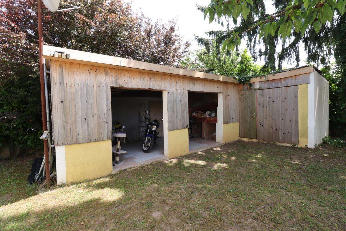 Maison à CHARVIEU-CHAVAGNEUX