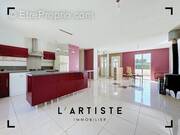 Maison à CROSVILLE-LA-VIEILLE