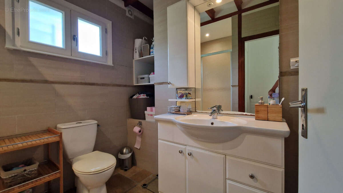 Maison à CORMEILLES