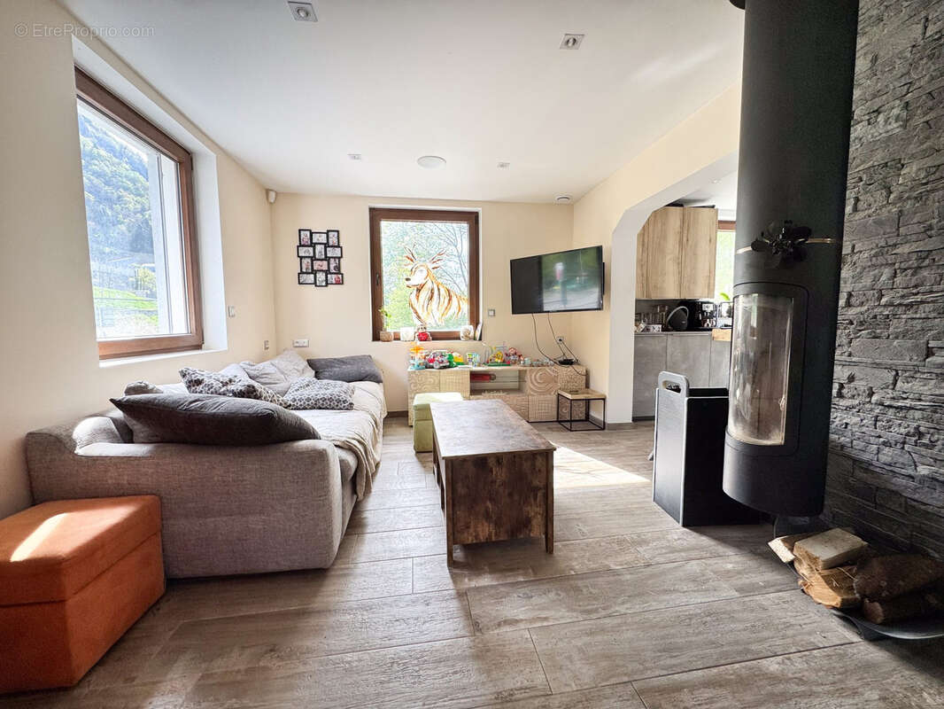 Maison à SAINT-JEOIRE