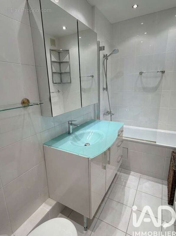 Photo 3 - Appartement à PARIS-16E