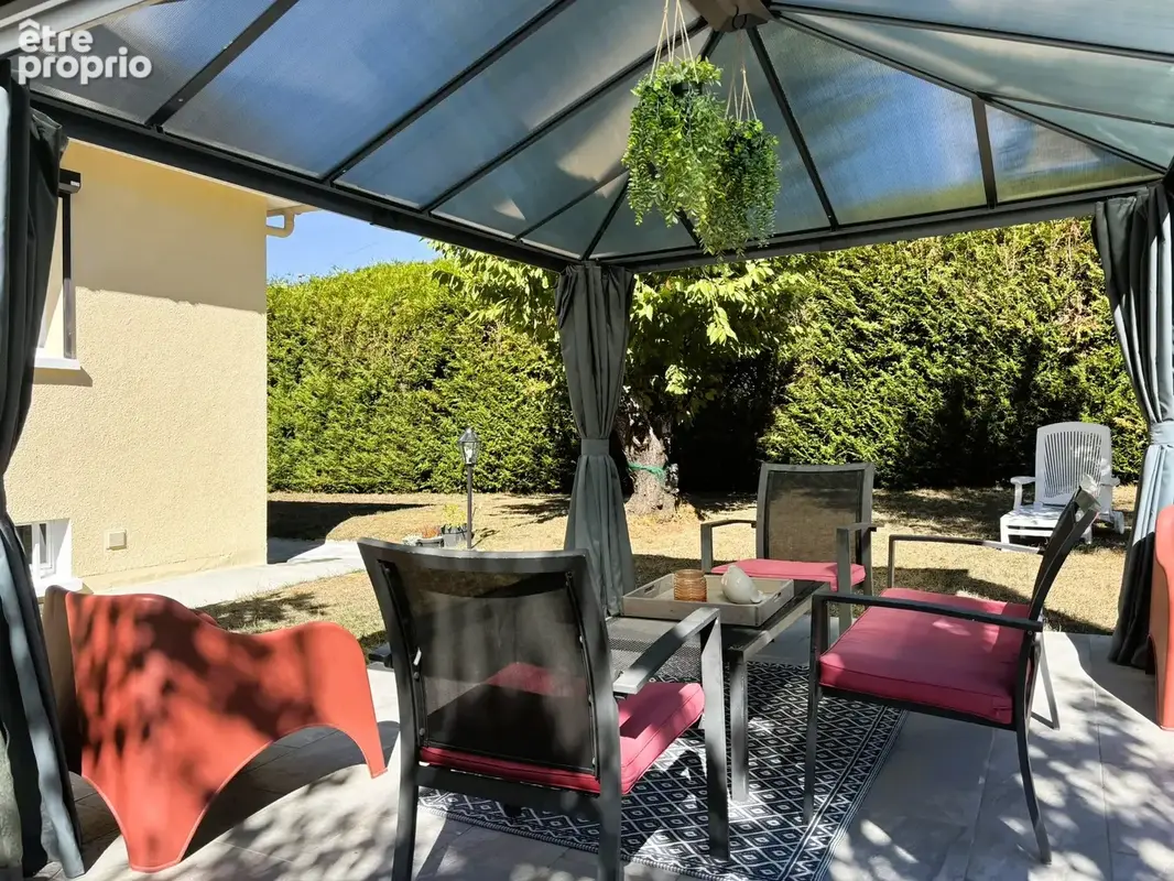 Maison 8 pièces 198 m² à vendre à Chuelles (45220) - photo 5