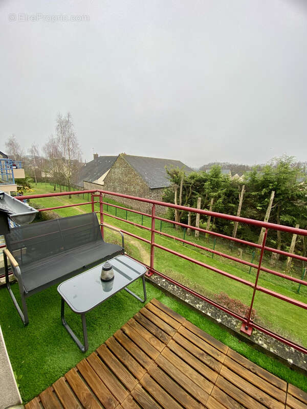 Appartement à JANZE