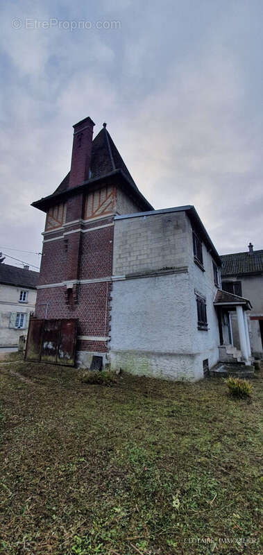 Maison à BETHISY-SAINT-PIERRE