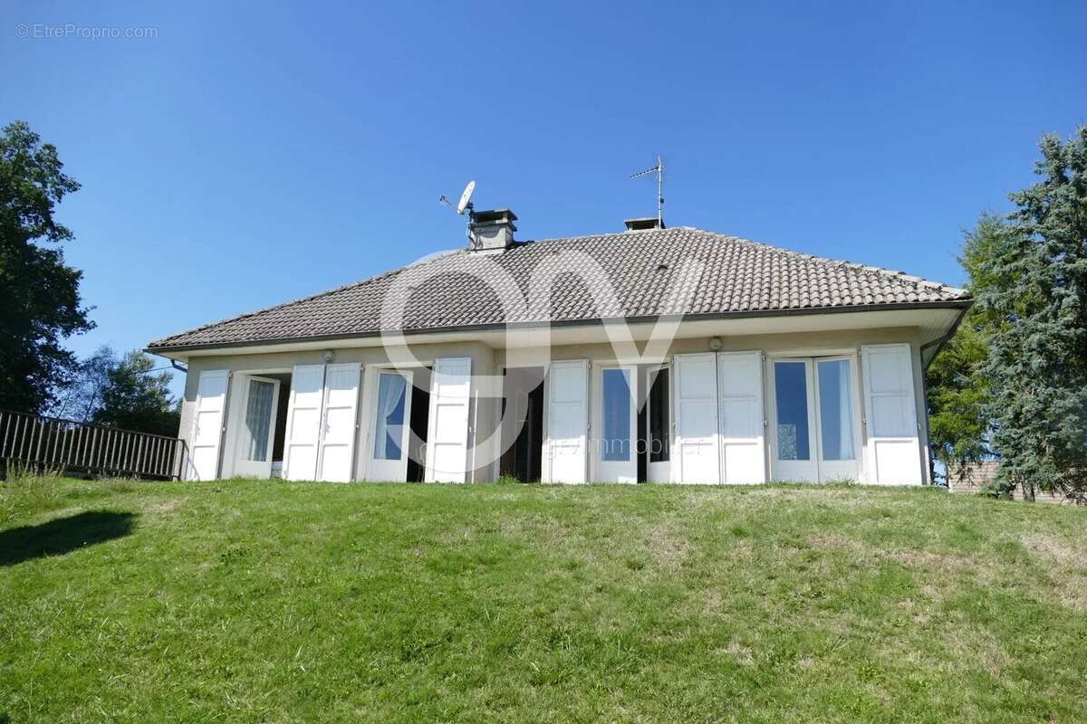 Maison à LAFEUILLADE-EN-VEZIE