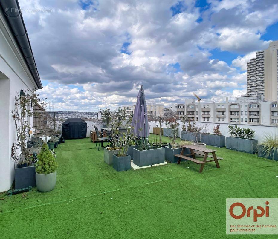 Appartement à ISSY-LES-MOULINEAUX