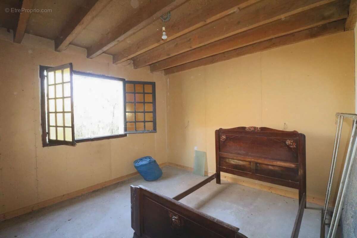 Maison à LA GUERCHE-SUR-L&#039;AUBOIS