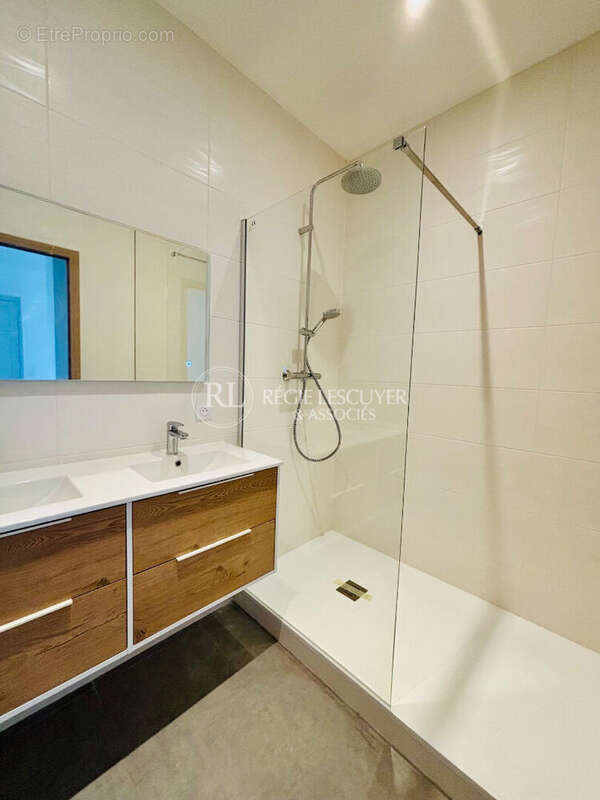 Appartement à LYON-7E