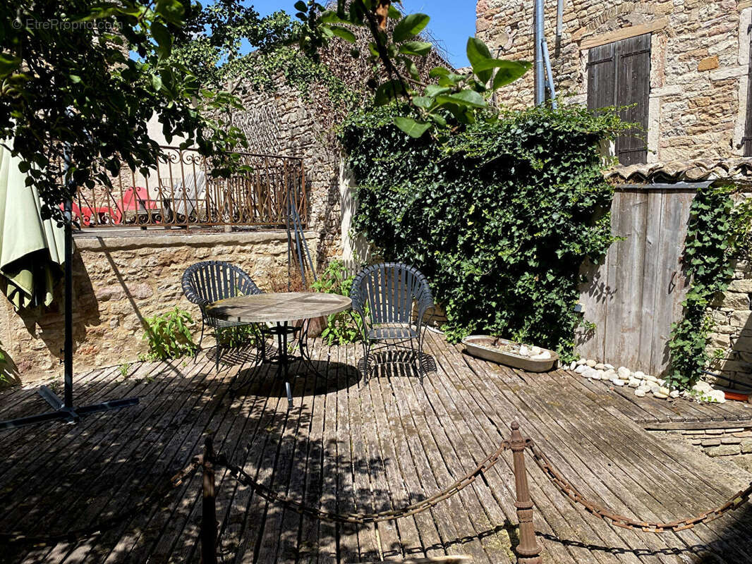Au coeur de ville tournus - photo 2
