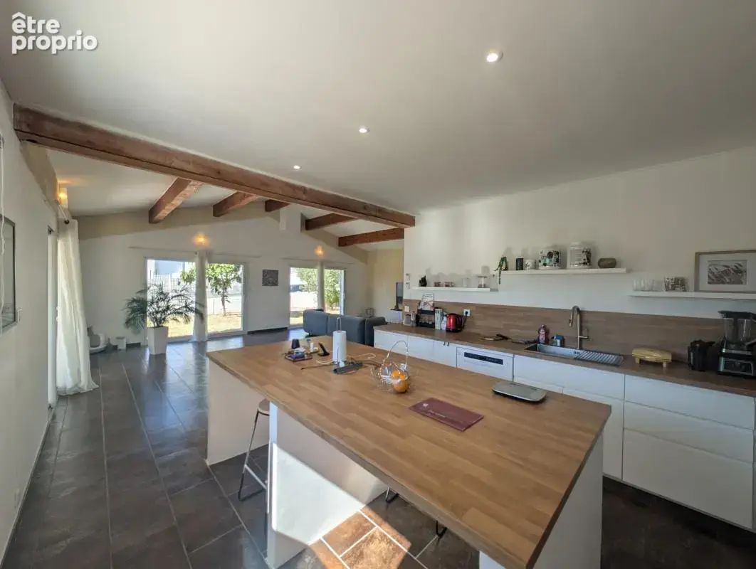 Villa de plain-pied avec jardin, piscinable et sans vis-à-vis – nizas - photo 3