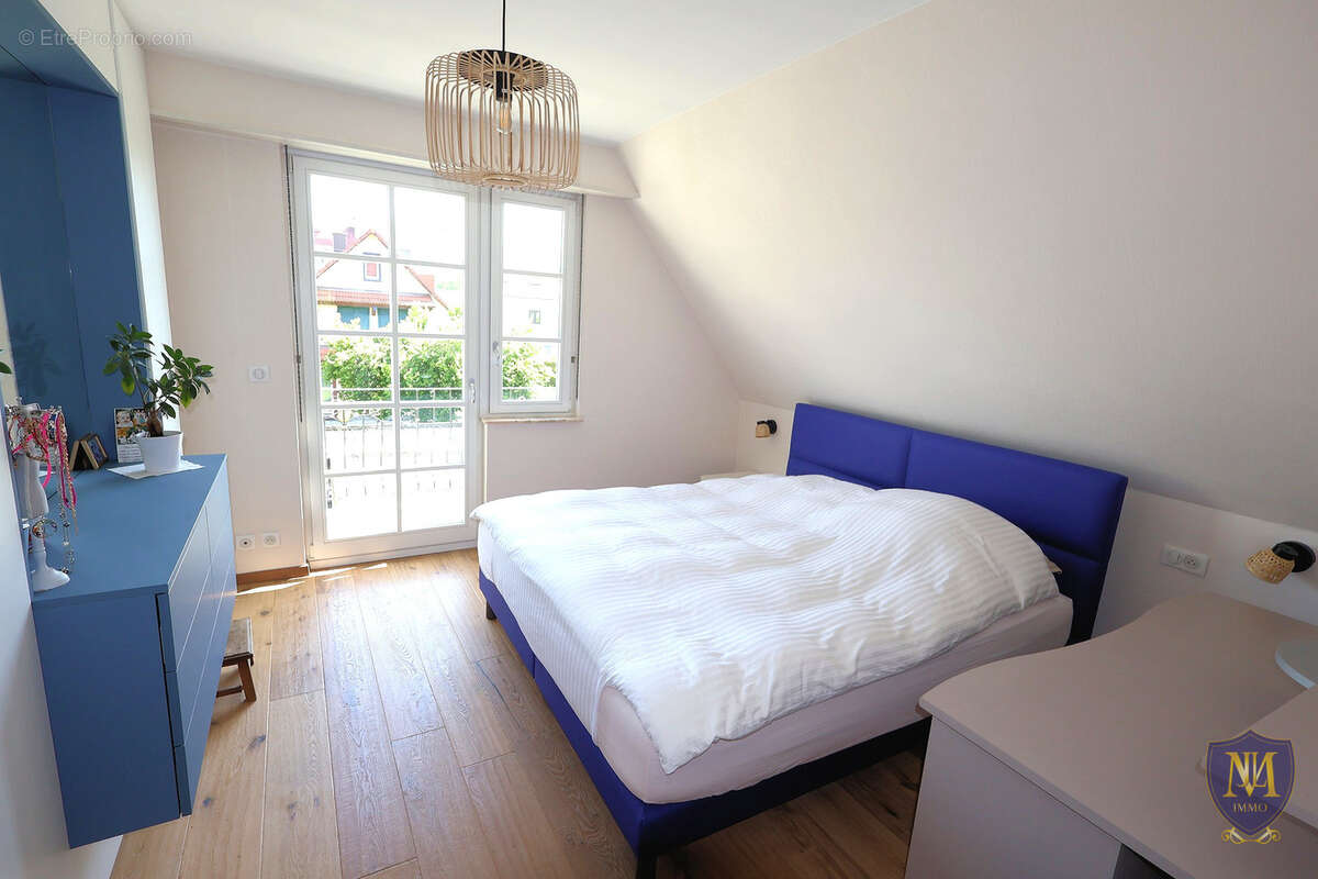 Hégenheim centre belle maison 6 pièces de 137 m2 avec piscine sur 15 ares de terrain - photo 6