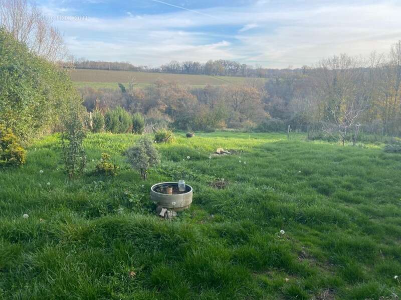 Maison à FRESSELINES