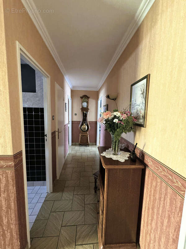 Maison à ARS-SUR-MOSELLE