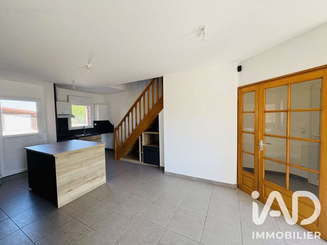 Maison 114 m² à Moncheaux  - photo 2