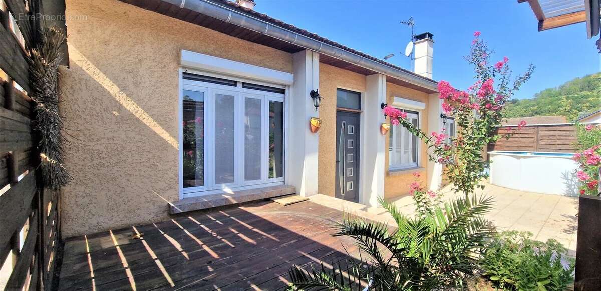 Maison à SAINT-THOMAS-EN-ROYANS