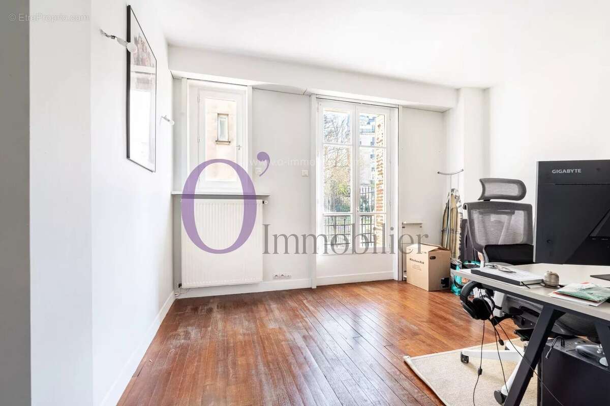 Appartement à PARIS-19E