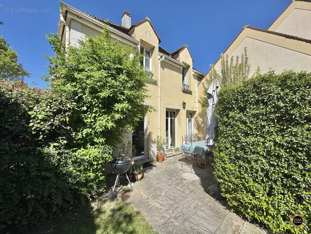 Maison à NOISY-LE-ROI