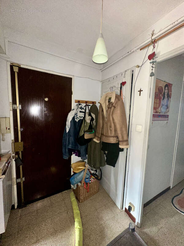 Appartement à MARSEILLE-3E