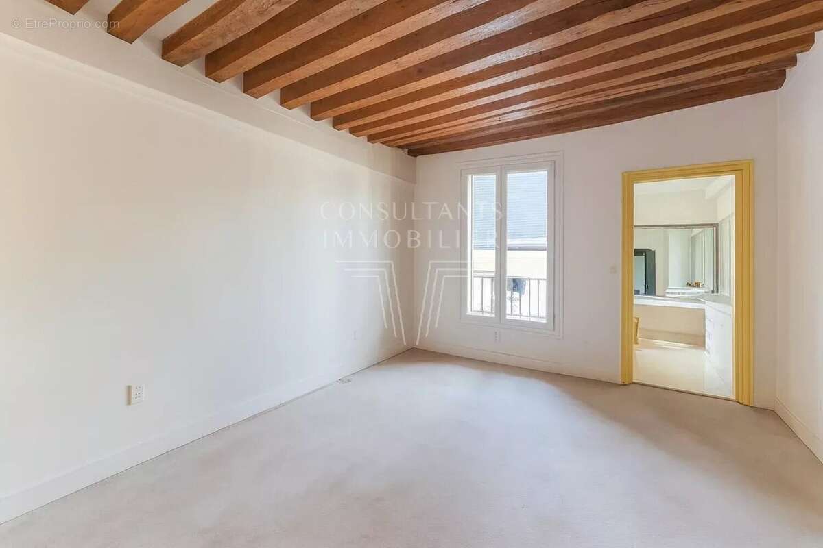 Appartement à PARIS-6E