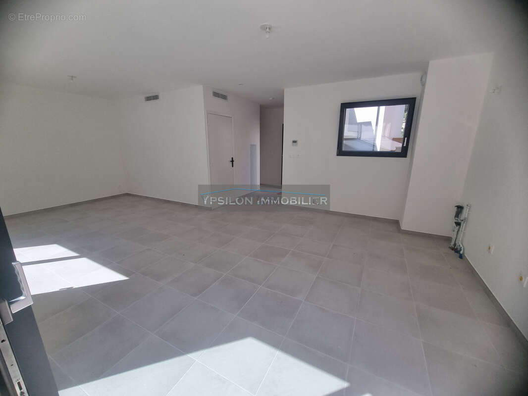 Villa 3 pièces avec jardin et jacuzzi - photo 3
