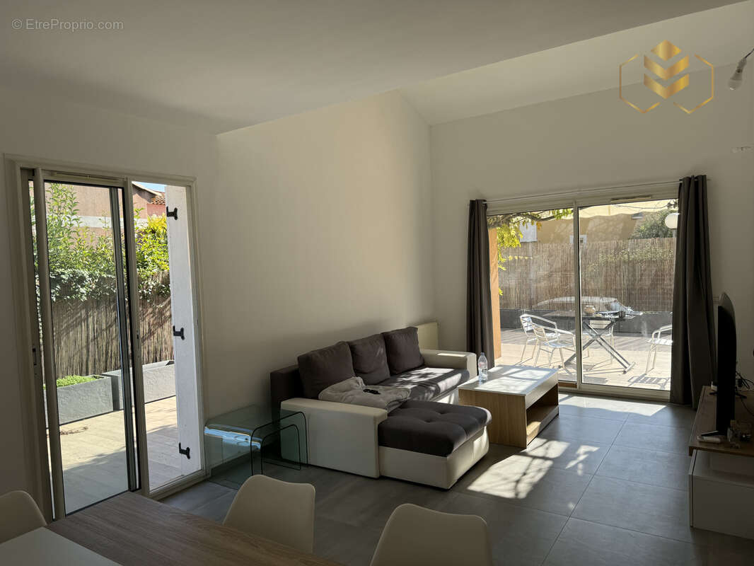 Maison à EZE