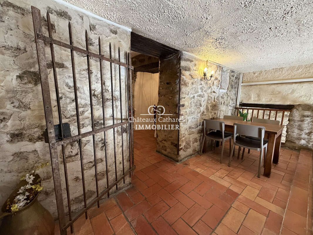 Maison à CUCUGNAN