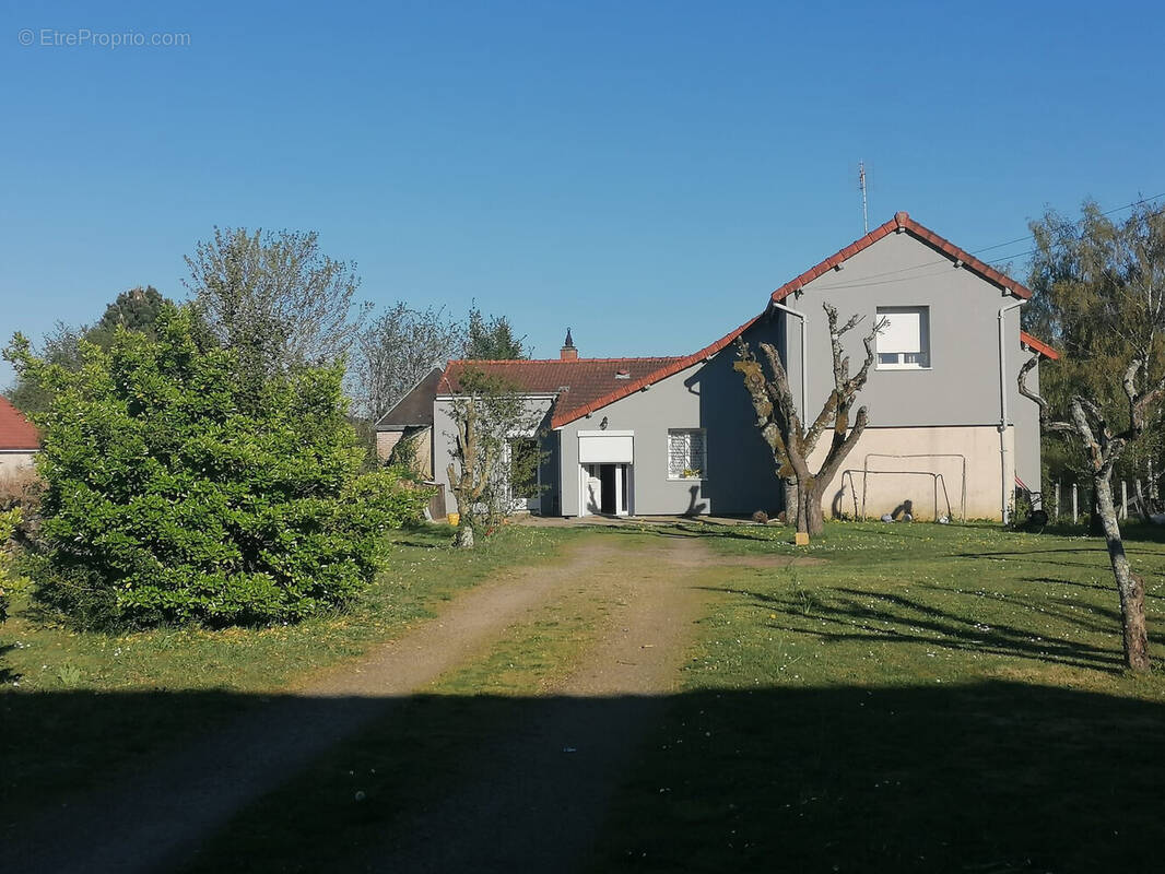 Maison à LA SOUTERRAINE