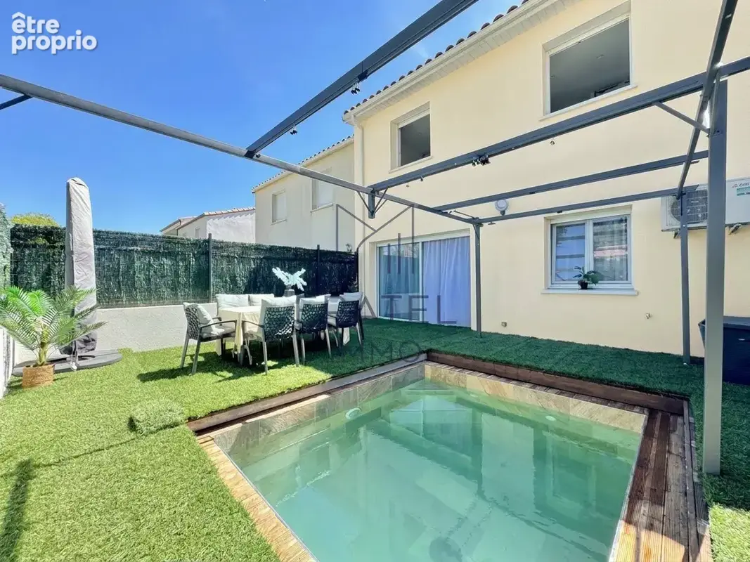 Photo Terrain à Plaissan au prix de 69 000€