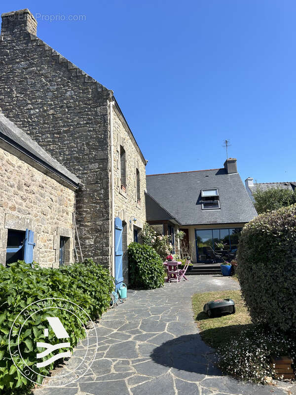 Maison à CRACH