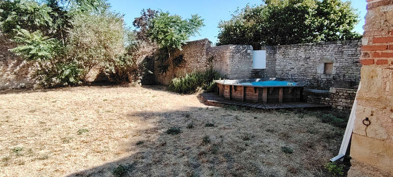 Local/bureau à vendre AIRVAULT (79) - photo 6