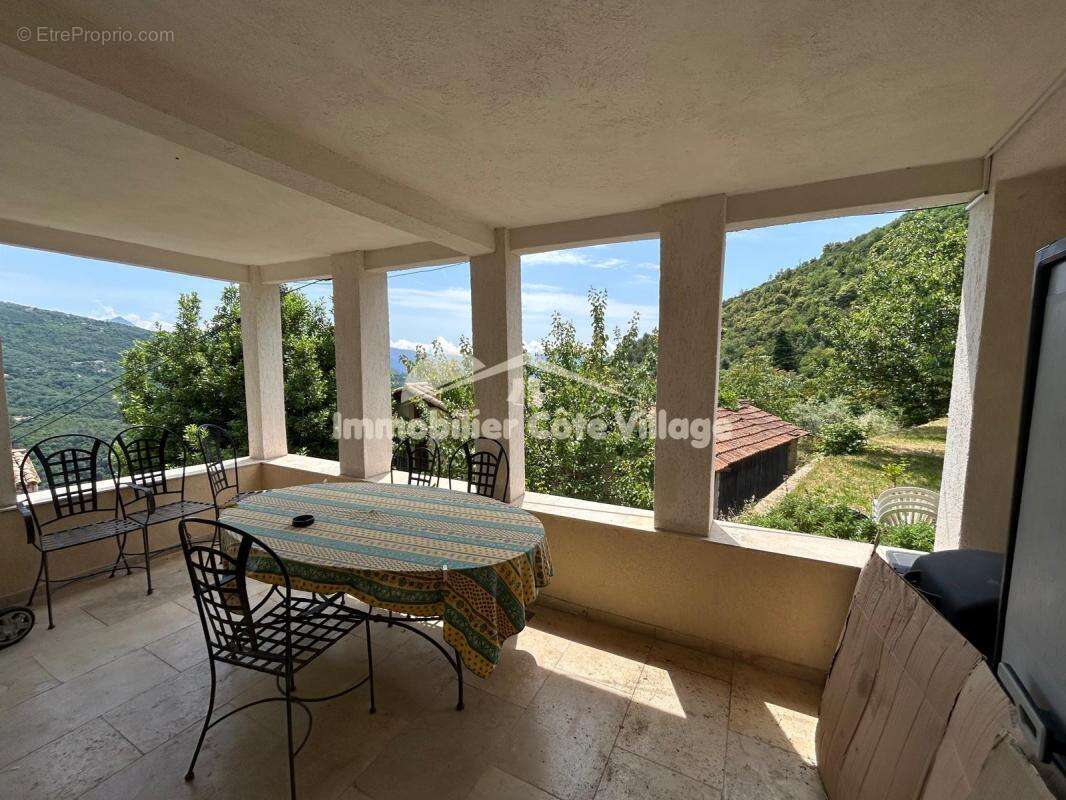 Appartement 3 pièces de 67m2 avec terrasse et terrain de 320 - photo 2