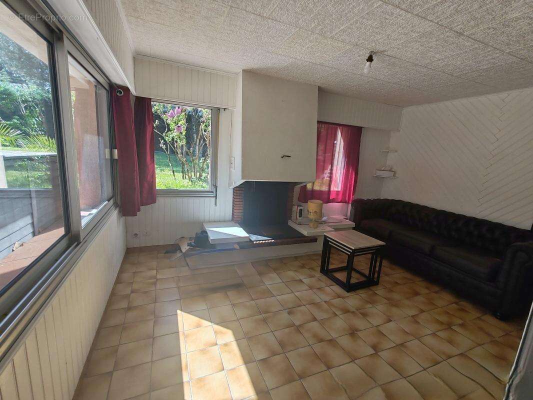 maison d'architecte de 140 m2 avec 4 chambres et terrain de - photo 10