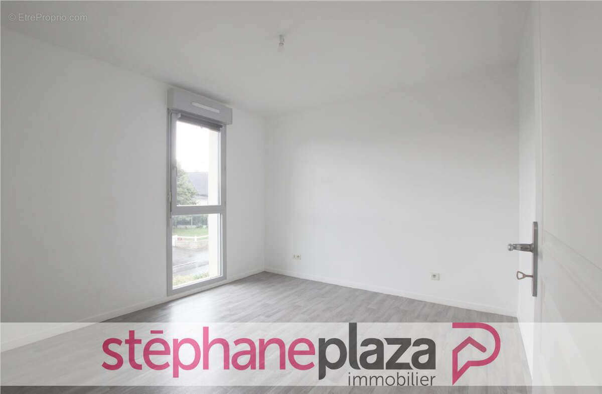 Appartement à DOMAGNE