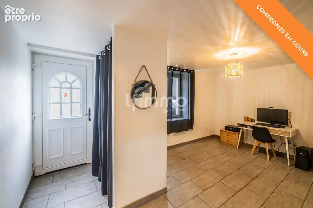 Sous Compromis : Maison Familiale, proche de Morhange - photo 2