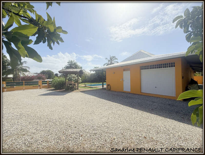 Maison à KOUROU