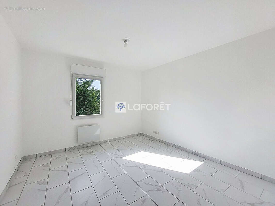 Maison à LA NEUVILLE-EN-BEINE