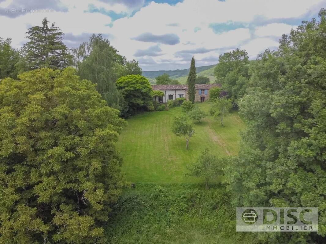 Maison à SAINT-MICHEL-DE-VAX