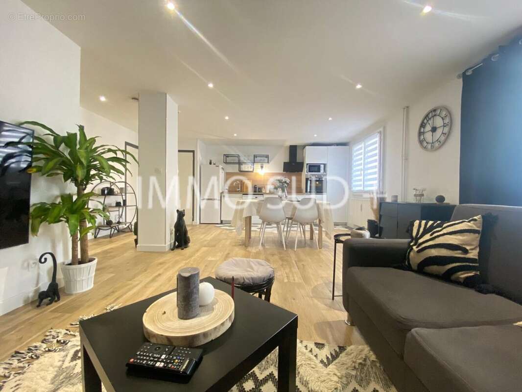 Appartement à EYBENS