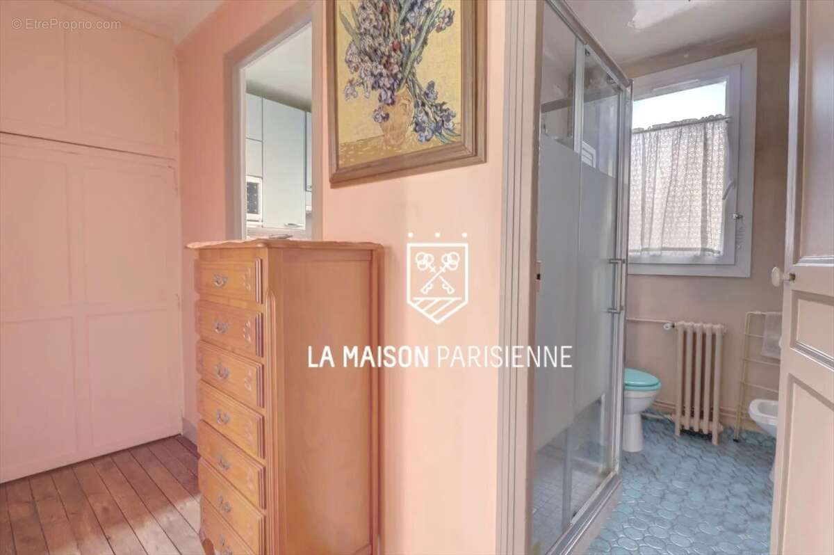 Appartement à PARIS-20E