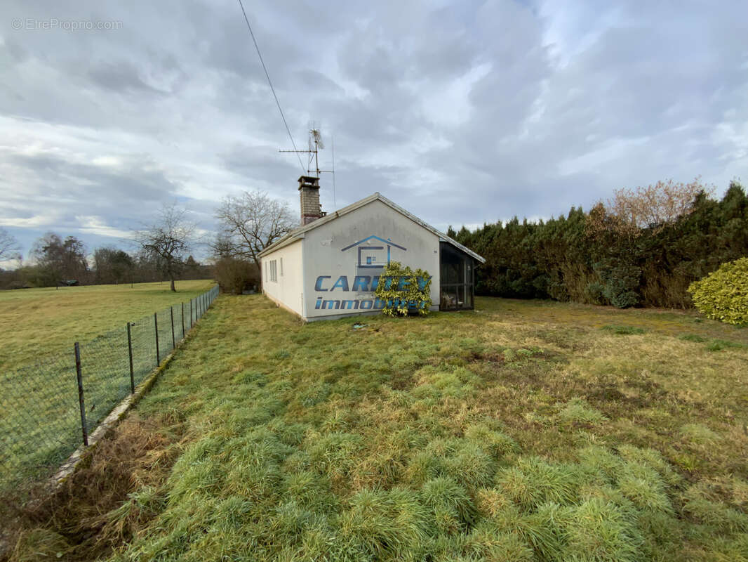 Maison à FROIDECONCHE