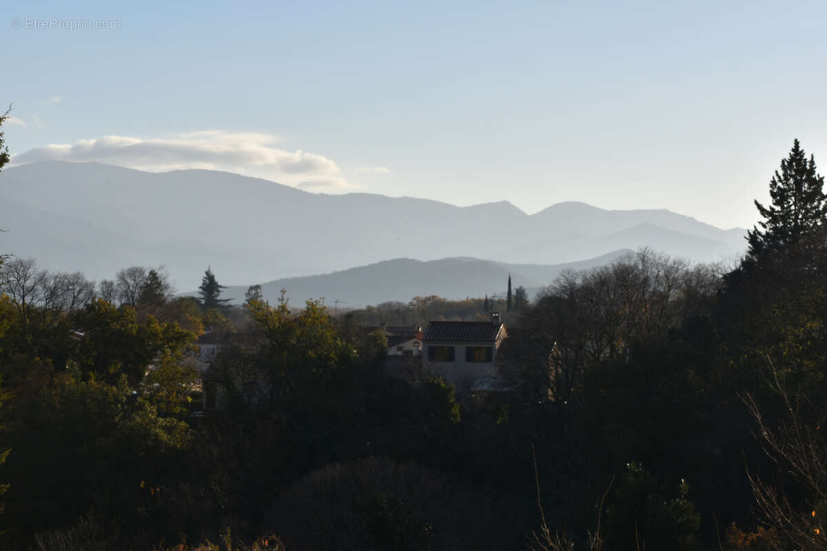 Appartement à CERET