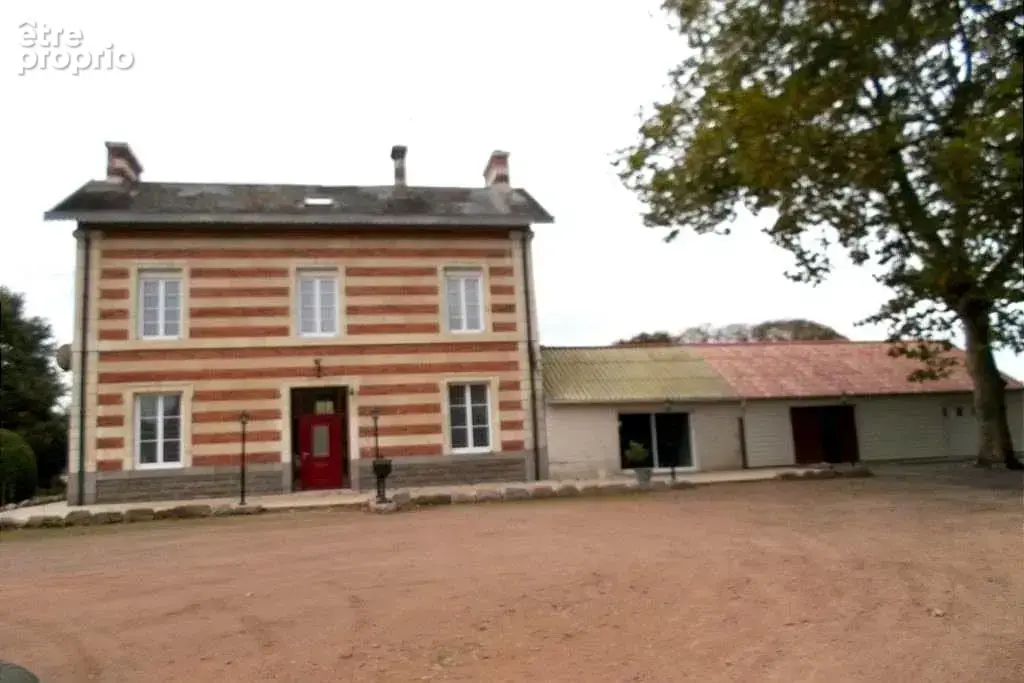 Maison à SAINT-CLEMENTIN