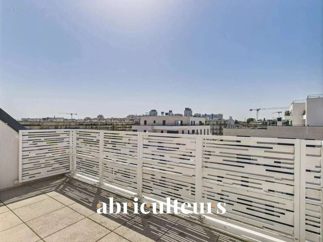 Appartement à COLOMBES