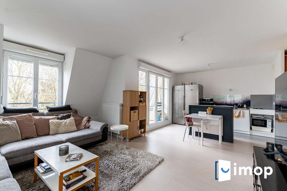 Appartement à LE BLANC-MESNIL